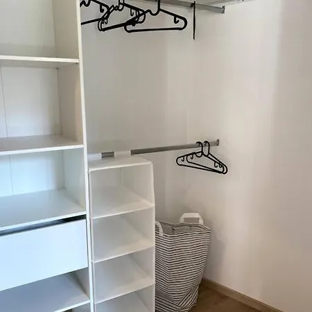 Apartman 1 *
